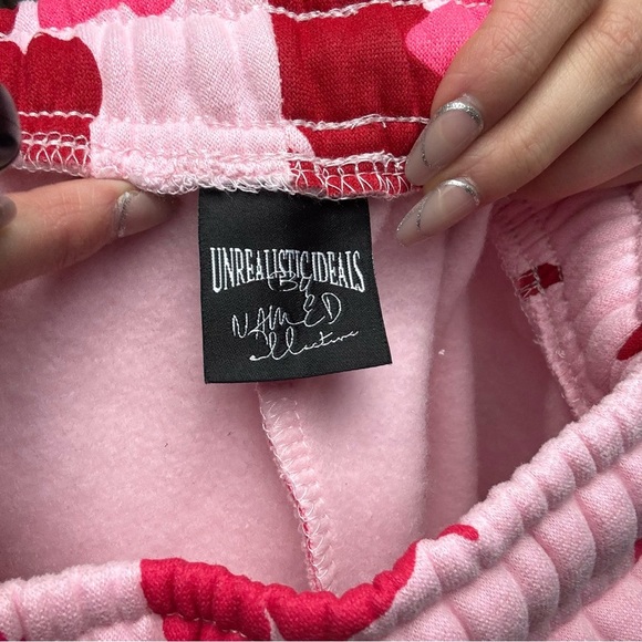 Named Collective Unrealistic Ideals Pink Sweatpants XS - Picture 5 of 5